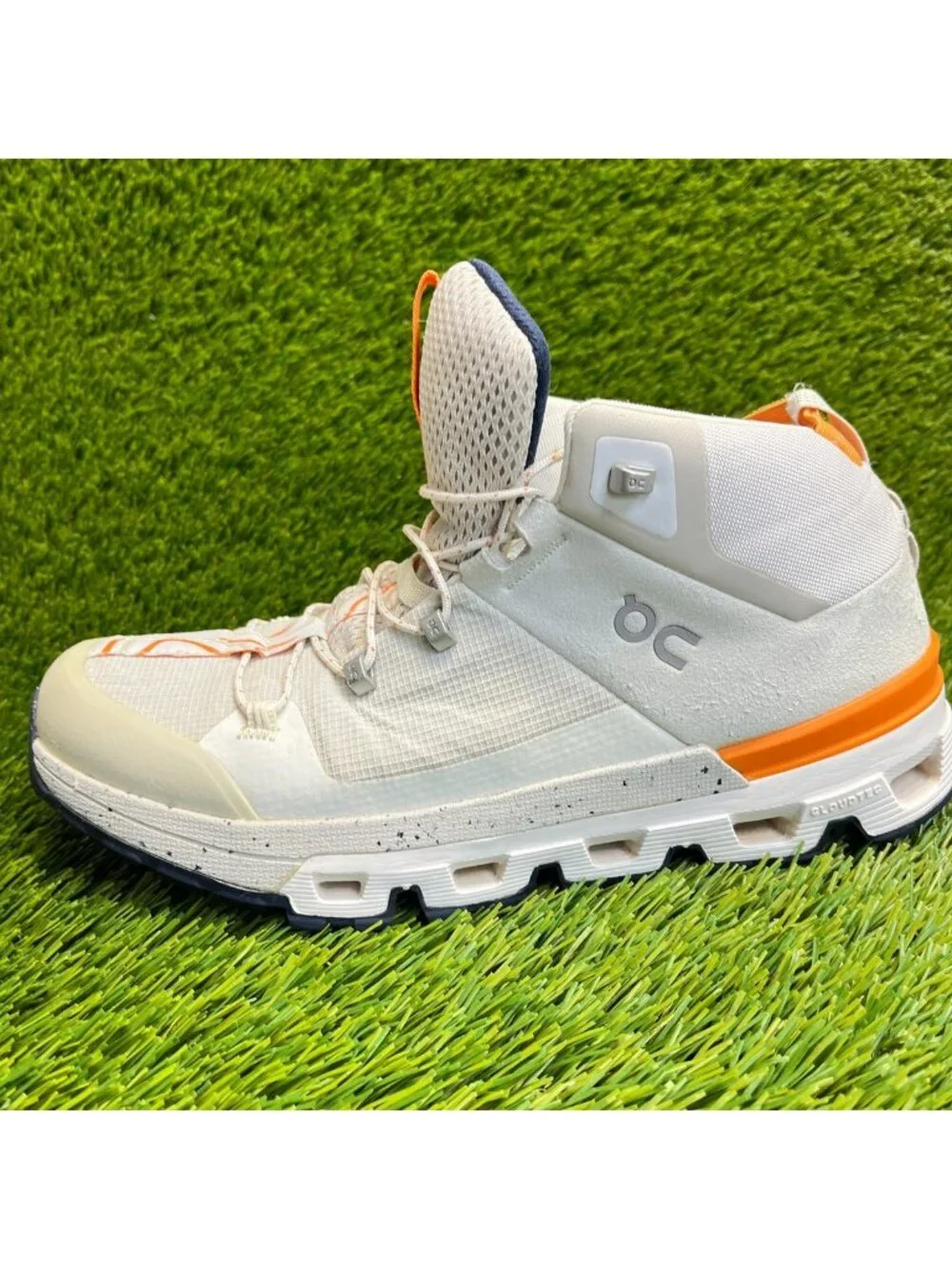 On CloudTrax Womens Size 9 Frost White Orange Athletic Walking Shoes Sneakers